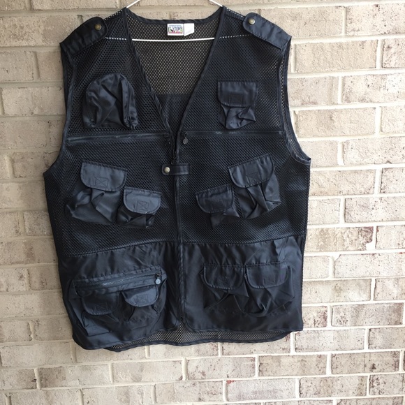 Vintage 90’s mesh vest w/ pockets - Picture 2 of 7